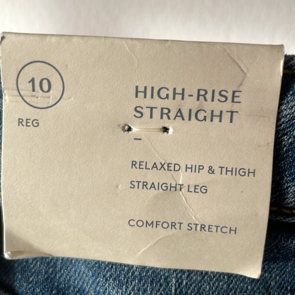 NWT!! UNIVERSAL THREAD // high rise + straight leg jeans // medium blue // soft - Picture 10 of 15